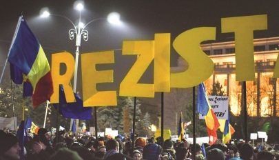 Vizsgálja az ügyészség a #Rezist finanszírozását