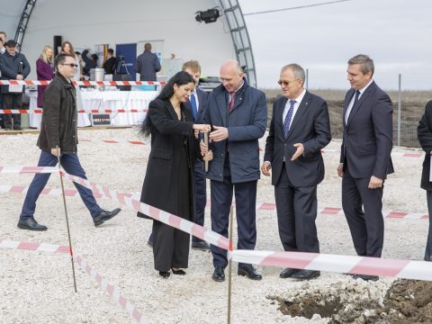 Moldovában elkezdték építeni a román-moldáv gázvezeték második szakaszát