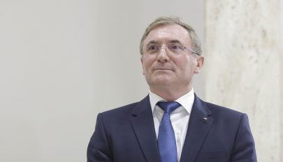 Elrendelték Augustin Lazăr legfőbb ügyész újbóli átvilágítását