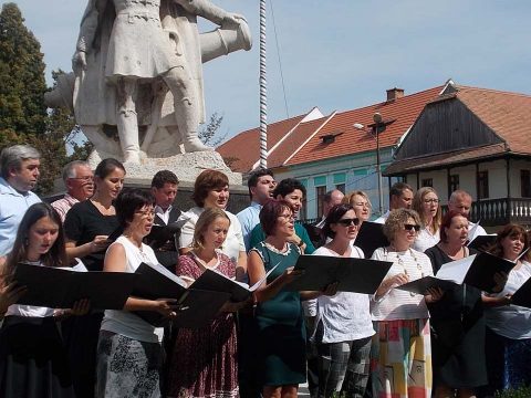 A magyar dal napja a Gábor Áron téren