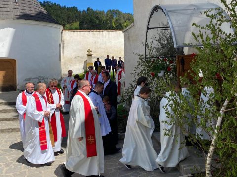 Ünnepelt a falu népe