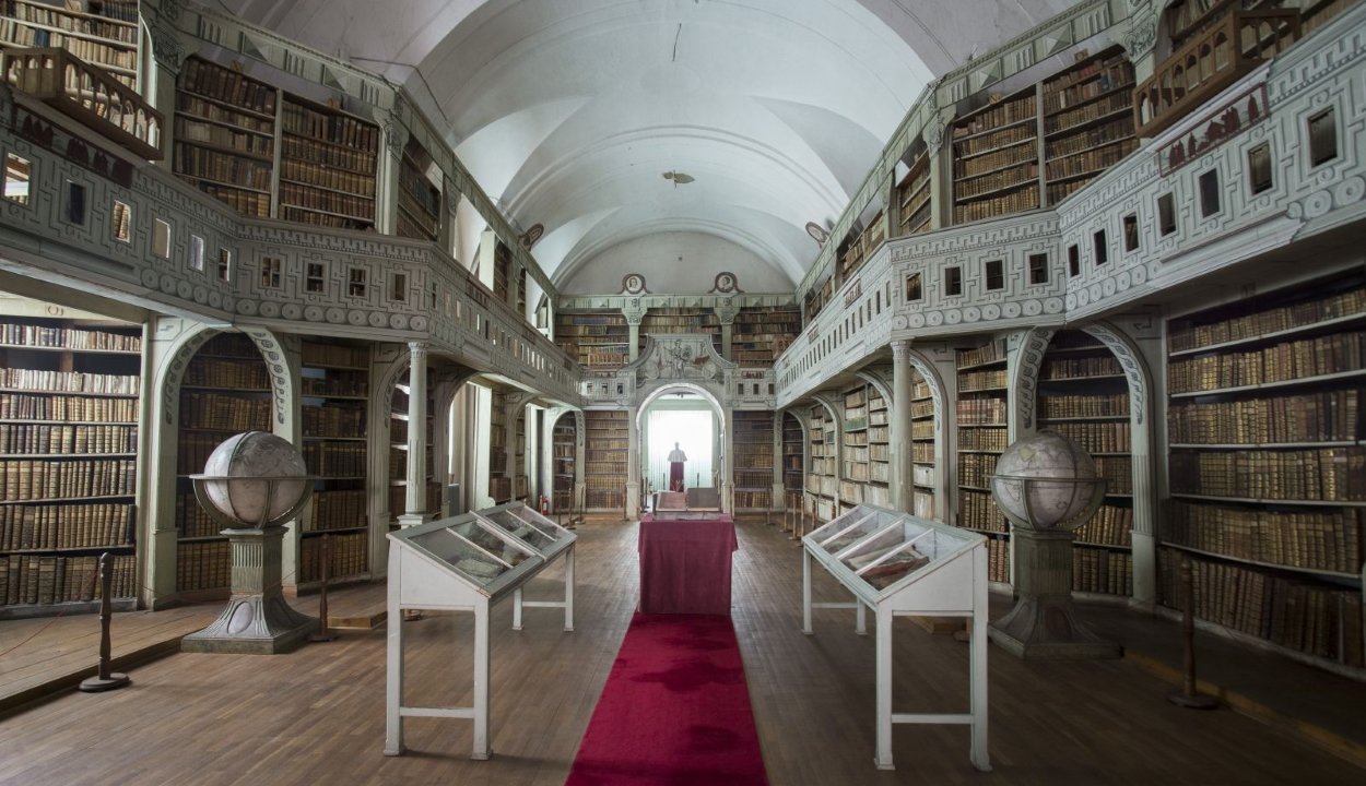 Jogerősen elutasította a legfelsőbb bíróság a Batthyáneum könyvtár visszaszolgáltatását