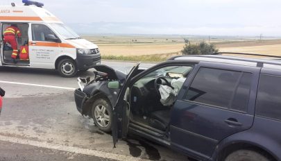 Három személy sérült meg egy balesetben Maksa és Dálnok között