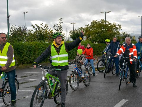 Mozgás és béke mindenekfelett