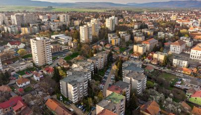 A tömbházak energiahatékonysága a tanács napirendjén