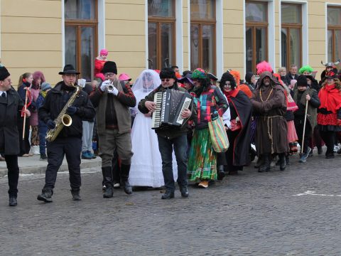 Farsangtemetés Kézdivásárhelyen