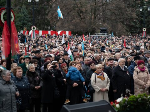 „Minden magyar emberre számítunk nemzetünk sorsának jobbra fordításában”