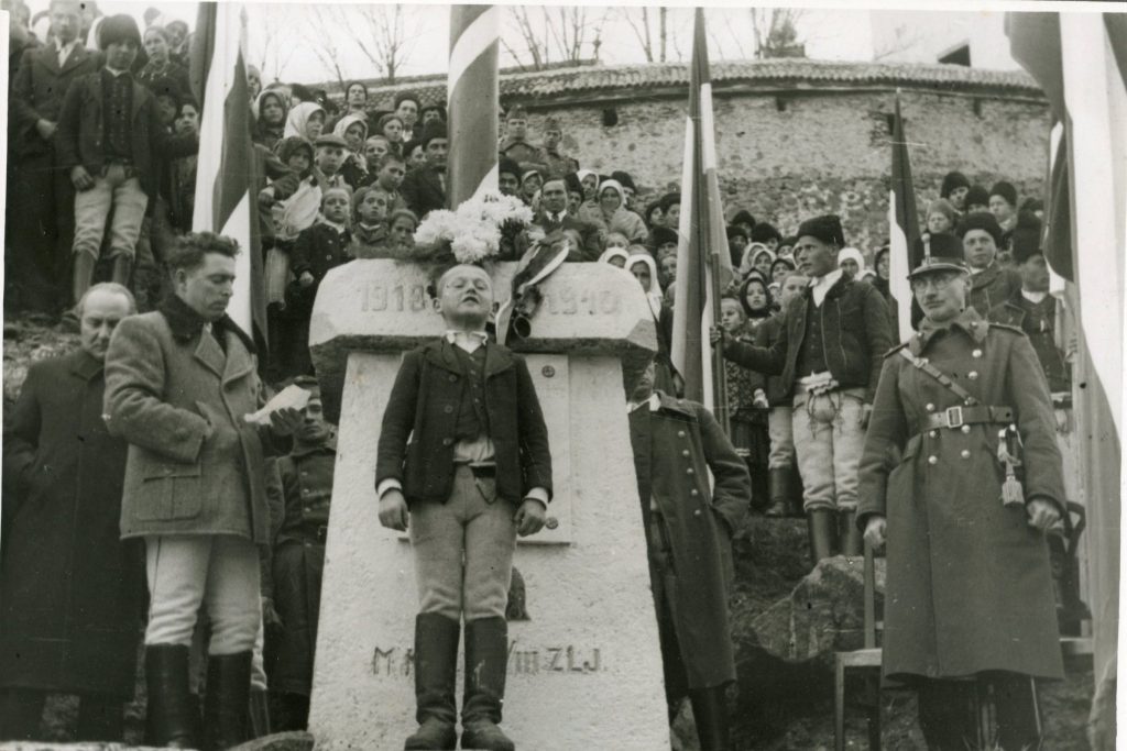 Karcfalva, 1940. november 3. Fotó: Erdélyi Fotográfia Múzeum/Molnár Attila