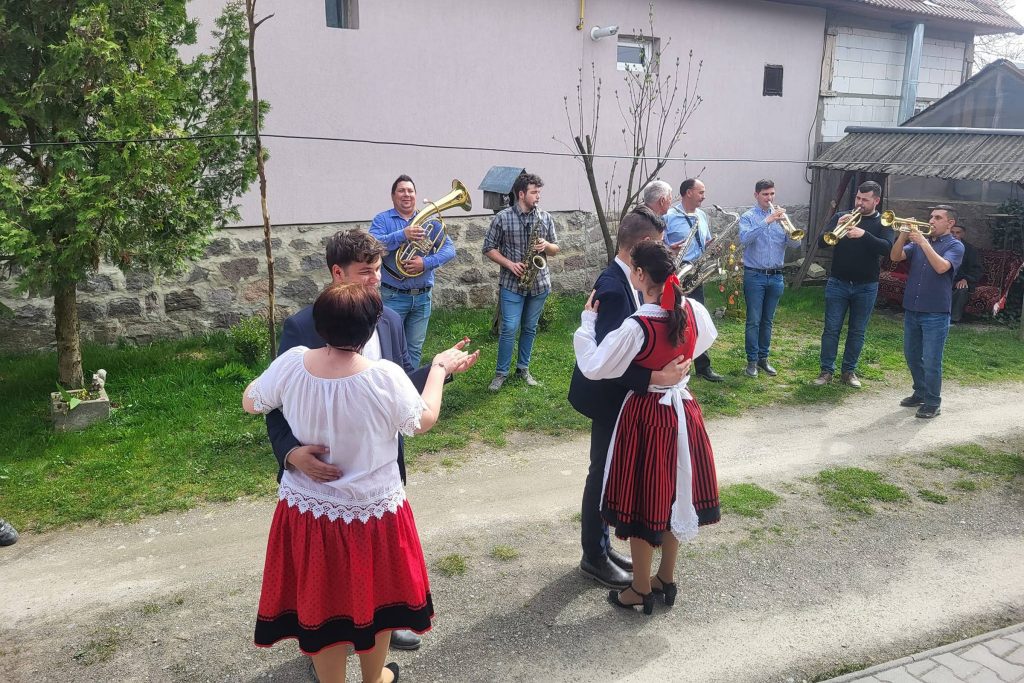 Tisztelik és őrzik a hagyományokat. Fotó: Ifjúsági Klub Újfaluért