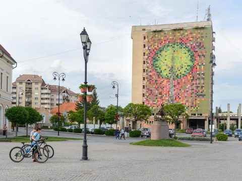 Télen nekifognak a sepsiszentgyörgyi Bodok hotel lebontásának