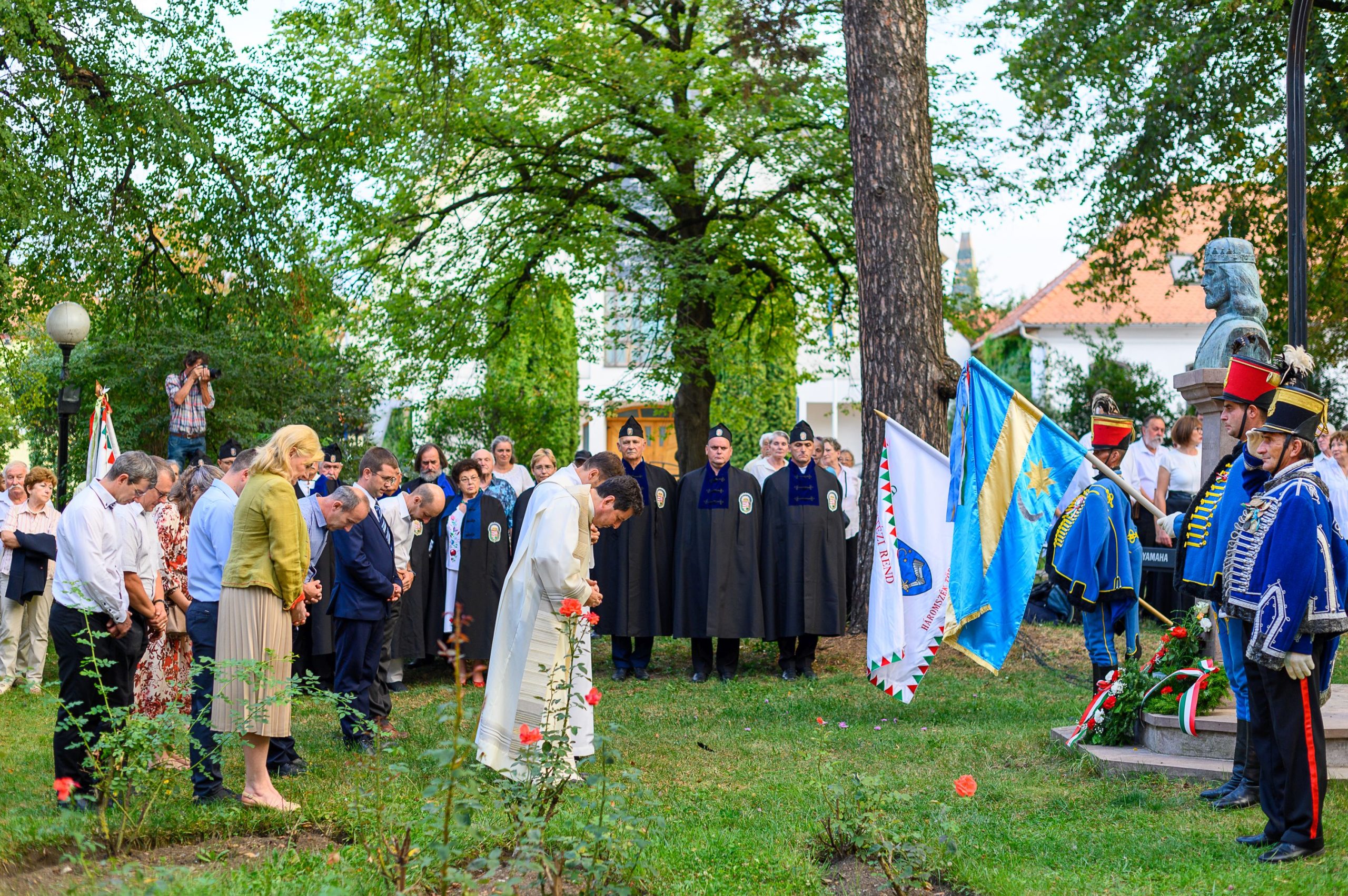 Puszta létünkkel, munkánkkal Szent István álmát valósítjuk meg