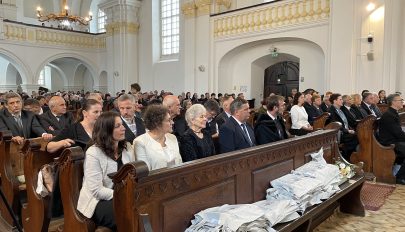 „Amelyik iskola az istenhitre épül, az sikerre van ítélve”