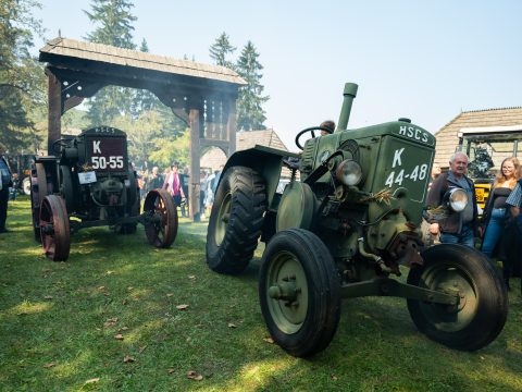 Zúgtak, zörögtek, burrogtak a veterán gépek