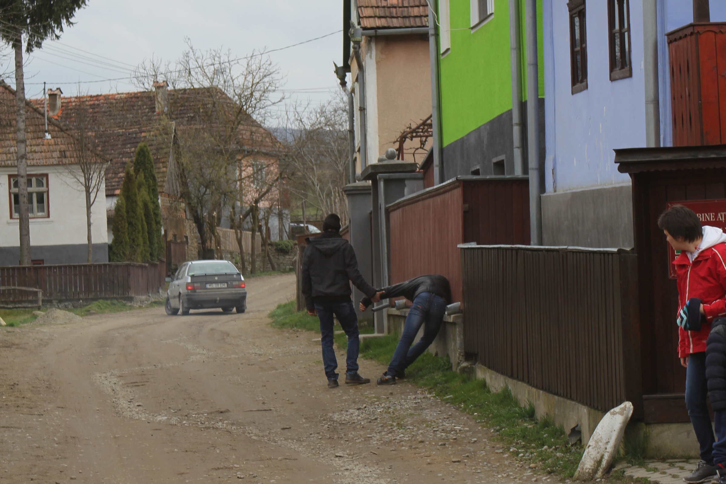 500 lejünk bánhatja, ha az utcán sörözünk