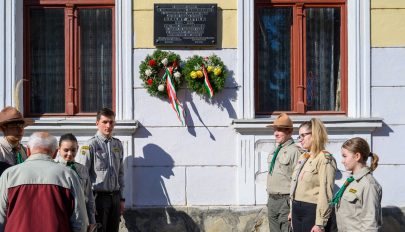 1956-ban megszenvedtek a forradalmi eszmékkel való szolidaritásért, ma az ő emlékük előtt tisztelegtek