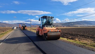 Aszfaltszőnyeg, tanintézet-berendezés és a szennyvízhálózat kiépítése most a prioritás Gelencén