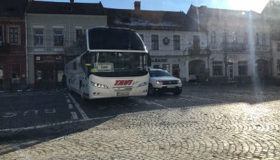 Kézdivásárhelyen egy idegen busz ütötte ki a biztosítékot