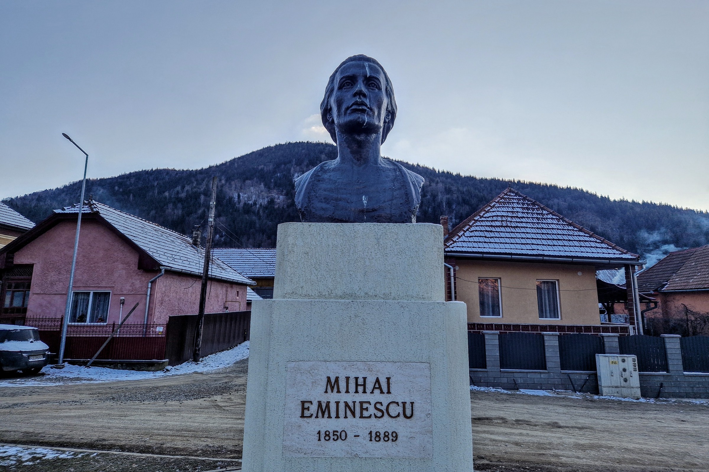 Eminescu-szobor: tényleg kell nekünk még egy belőle?